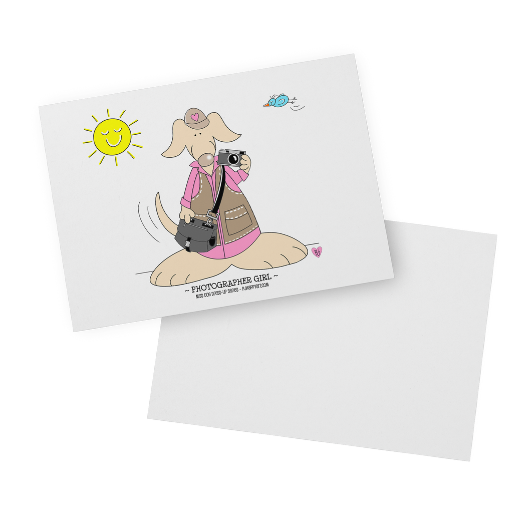 Photographer_Girl_Blank_Flat_Note_Cards_H_Mockup_5_Mockup.png